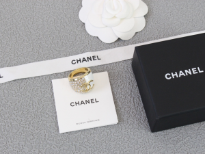 Chanel CC Logo Crystals Rings