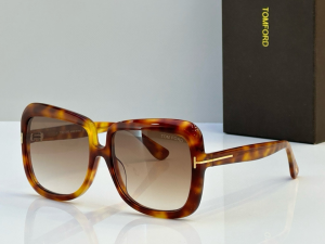 Tom Ford Lorelai Square Luxury Eyewear Sunglasses TF1156 Brown Tom Ford Lorelai Square Luxury Eyewear Sunglasses TF1156 Brown