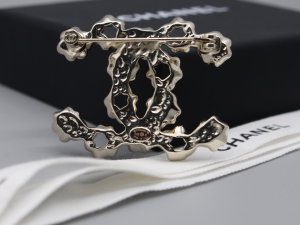 Chanel Metal Flowers Link Brooch