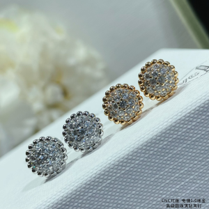 Van Cleef Arpels Perlee Diamonds Earrings