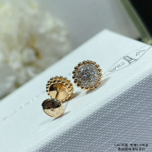 Van Cleef Arpels Perlee Diamonds Earrings