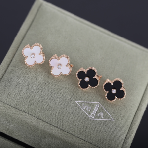 Van Cleef Arpels VCA Vintage Alhambra Earrings Van Cleef Arpels VCA Vintage Alhambra Earrings