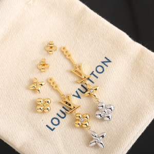Louis Vuitton LV Gram Earrings