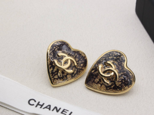 Chanel CC logo Heart Earrings