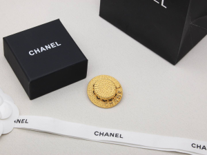 Chanel Gold Plated Straw Hat Brooch