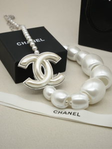 Chanel Large CC Logo Pearls Necklaces