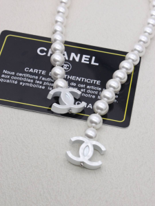 Chanel Glass Pearls Bowknot Necklaces