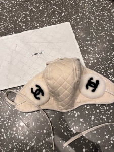 Chanel Quilted CC Shearling Fur Trapper Hat White Chanel Quilted CC Shearling Fur Trapper Hat White