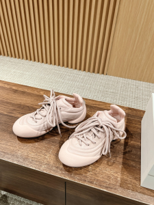 Alexander McQueen Flexion Pink Calfskin Leather Lace Up Sneakers Alexander McQueen Flexion Pink Calfskin Leather Lace Up Sneakers
