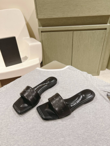 Alexander Wang Embossed Logo Vy Pool Leather Flat Slides Sandals Black Alexander Wang Embossed Logo Vy Pool Leather Flat Slides Sandals Black