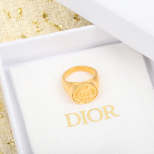 Dior Gold 30 Montaige Rings