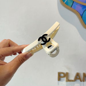 Chanel CC Logo Hair Clip White
