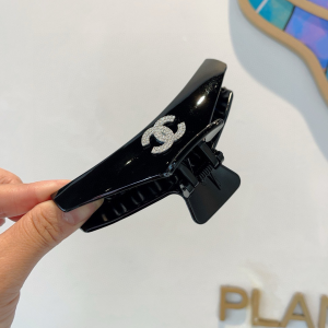 Chanel Crystals CC Logo Hair Clip Black