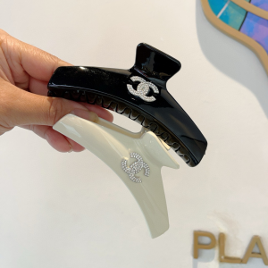 Chanel Crystals CC Logo Hair Clip White