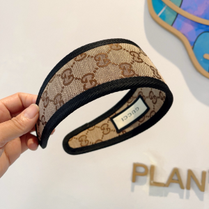 Gucci Beige Original GG Canvas Headband