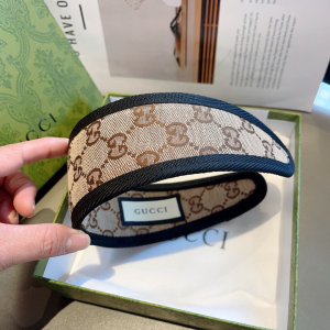 Gucci Beige Original GG Canvas Headband
