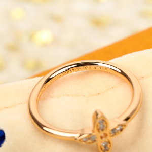 Louis Vuitton Star Blossom Diamonds Rings