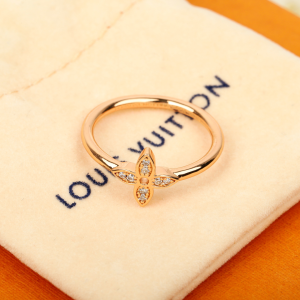 Louis Vuitton Star Blossom Diamonds Rings