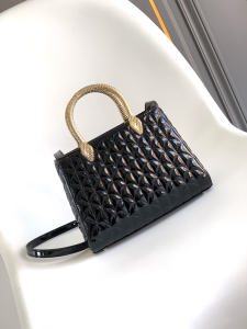 Bvlgari Bulgari Serpentine Duo Top Handle Tote Bag Black Calf Leather Bvlgari Bulgari Serpentine Duo Top Handle Tote Bag Black Calf Leather