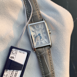 Longines Dolcevita Quartz Grey Alligator Leather Strap Watch Longines Dolcevita Quartz Grey Alligator Leather Strap Watch