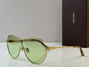 Tom Ford Keating Metal Luxury Eyewear Sunglasses FT1174 Light Green Tom Ford Keating Metal Luxury Eyewear Sunglasses FT1174 Light Green