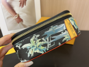 Louis Vuitton Sunglasses Pouch Black