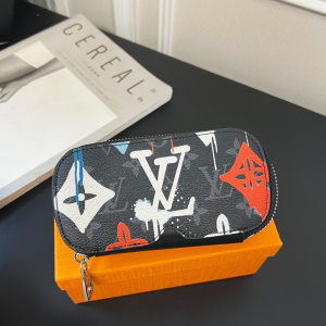 Louis Vuitton Sunglasses Pouch Black