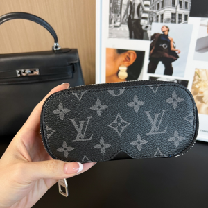 Louis Vuitton Sunglasses Pouch Black