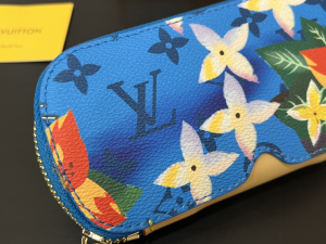 Louis Vuitton Sunglasses Pouch Blue