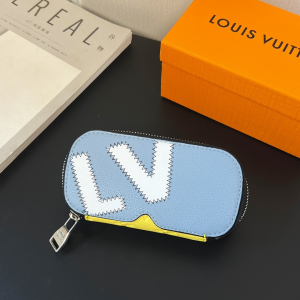 Louis Vuitton Sunglasses Pouch Blue White