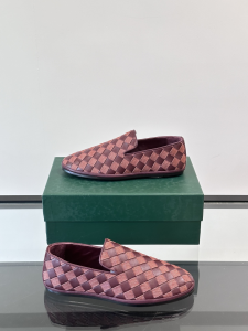 Bottega Veneta Sunday Slip On Loafers Burgundy Leather and Denim Fabric Bottega Veneta Sunday Slip On Loafers Burgundy Leather and Denim Fabric
