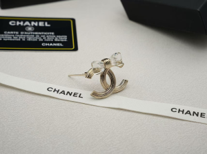 Chanel CC Bowknot Brooch