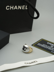 Chanel CC Logo White Pearly Rings