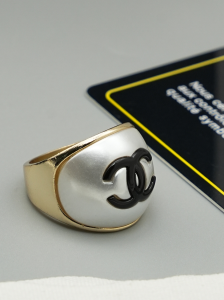 Chanel CC Logo White Pearly Rings