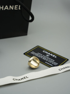 Chanel CC Logo White Pearly Rings