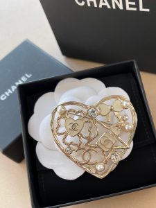 Chanel Heart Charms Brooch