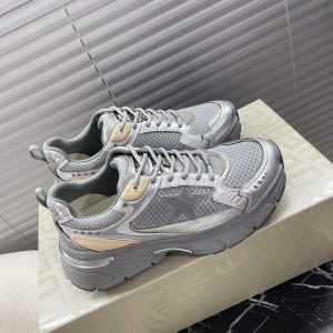 Golden Goose Superstar Sabot Raffia Leather Low Top Sneakers Gray Golden Goose Superstar Sabot Raffia Leather Low Top Sneakers Gray