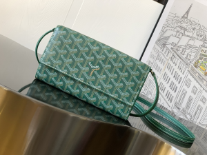 Goyard Goyardine Varenne Continental Wallet Shoulder Bag Green Goyard Goyardine Varenne Continental Wallet Shoulder Bag Green