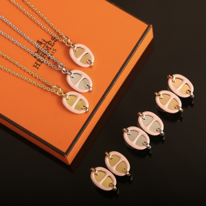 Hermes Mini Maillon Earrings