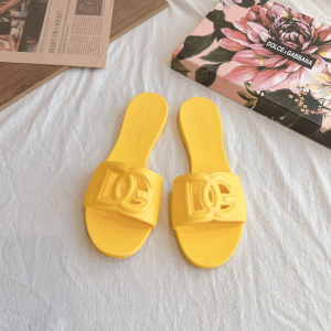 Dolce Gabbana Rubber Beachwear Bianca DG Interlock Flat Slides Sandals Yellow Dolce Gabbana Rubber Beachwear Bianca DG Interlock Flat Slides Sandals Yellow