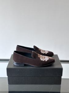 Dolce Gabbana Embroidered Velvet Slippers Gray Dolce Gabbana Embroidered Velvet Slippers Gray