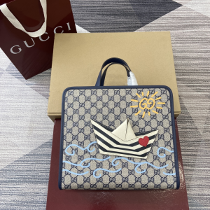 Gucci Childrens Printed GG Sun and Waves Tote Bag Beige Blue GG Supreme Canvas Gucci Childrens Printed GG Sun and Waves Tote Bag Beige Blue GG Supreme Canvas