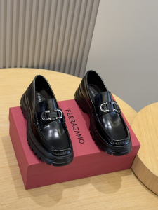 Ferragamo Gancini Cocoon Shiny Calf Leather Loafers Black Ferragamo Gancini Cocoon Shiny Calf Leather Loafers Black