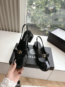 Versace Gianni Ribbon Bowknot Black Patent Leather High Heeled Slingback Pumps Versace Gianni Ribbon Bowknot Black Patent Leather High Heeled Slingback Pumps