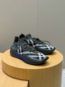 Burberry Check Knit Neptune Sneakers Khaki Burberry Check Knit Neptune Sneakers Khaki