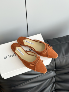 Manolo Blahnik Ballerimu Bow Details Flat Mules Brown Suede Leather Manolo Blahnik Ballerimu Bow Details Flat Mules Brown Suede Leather