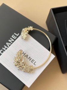 Chanel Gold Metal Crystal Jewel Earrings