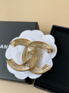 Chanel Strass CC Star Brooch