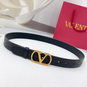 Valentino Vlogo Signature Calfskin Belt Black 30MM Valentino Vlogo Signature Calfskin Belt Black 30MM