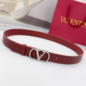 Valentino Vlogo Signature Calfskin Belt Burgundy 30MM Valentino Vlogo Signature Calfskin Belt Burgundy 30MM